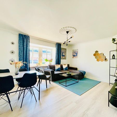 Aday - Modern 2 Bedroom Charming Central Apartment With Public Parking آلبورغ المظهر الخارجي الصورة