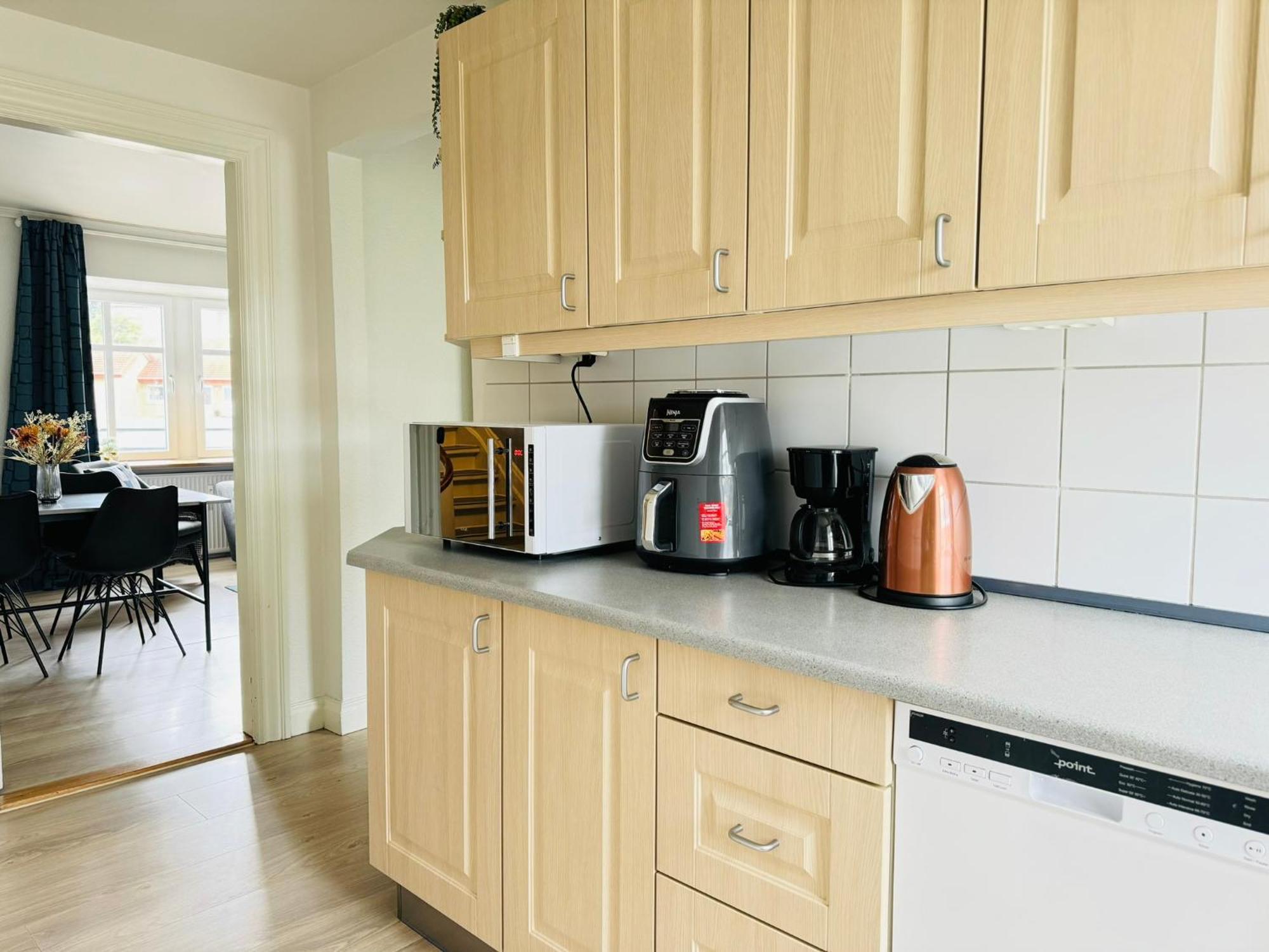Aday - Modern 2 Bedroom Charming Central Apartment With Public Parking آلبورغ المظهر الخارجي الصورة